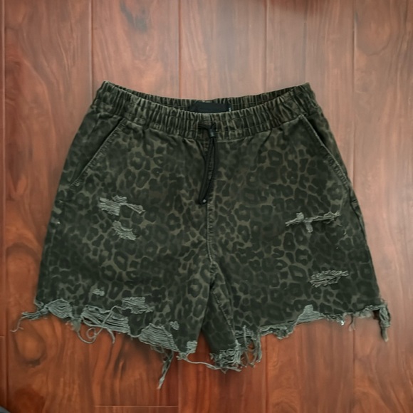 Alexander Wang Pants - Alexander Wang Leopard print denim cut off shorts size S